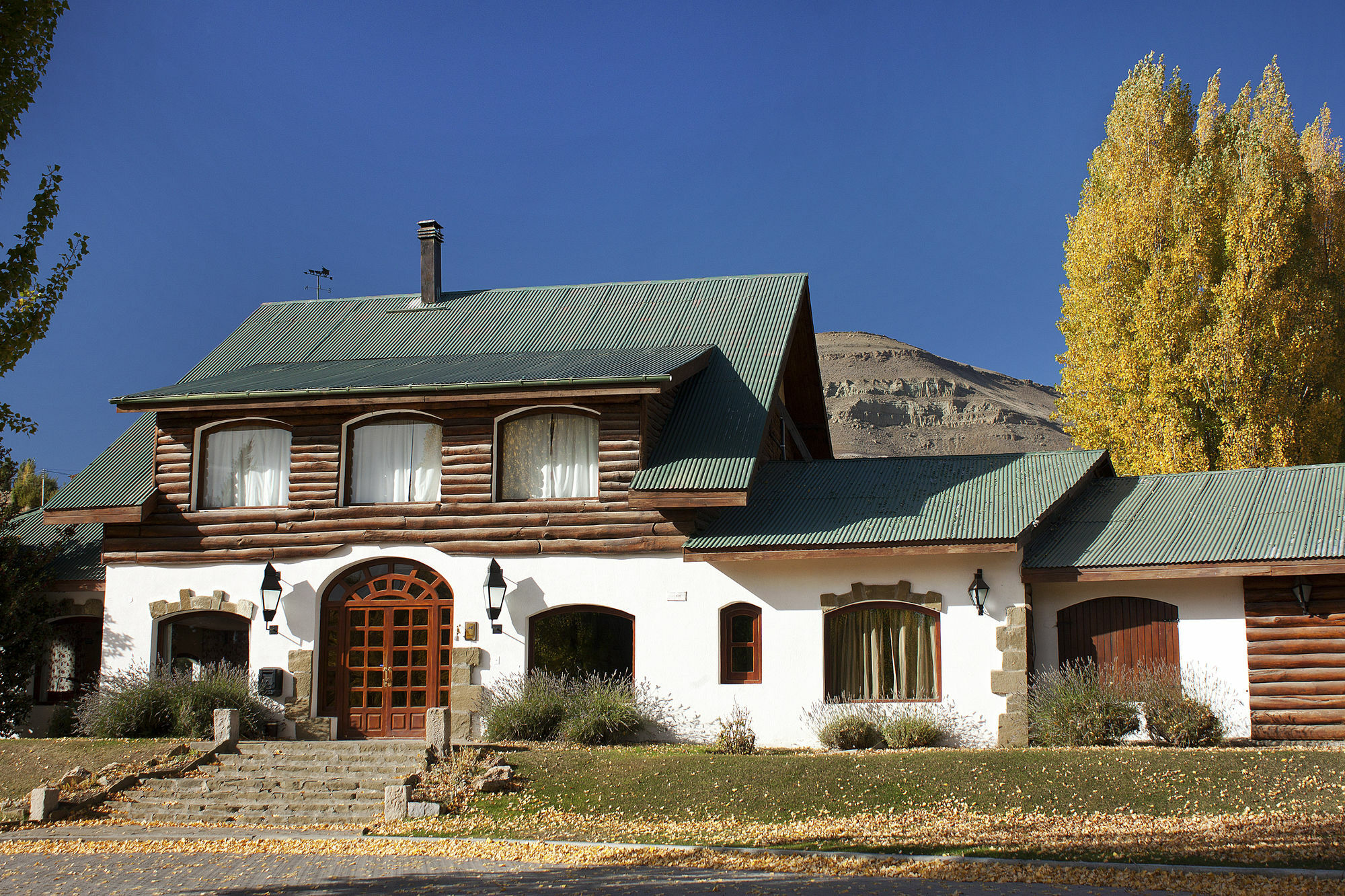 KAU YATUN HOTEL BOUTIQUE EL CALAFATE 4 Argentina from 81